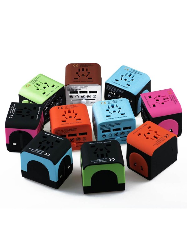 Travel Adapter multi-countries - with 3 USB charging ports - pink- black