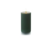 balthasar LED Zylinderkerze Rillen grün, LED warmweiss, 140 x 75mm, exkl. 3x AAA