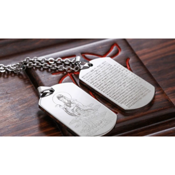 Médaillon- Type de matériau de fabrication chinoise : aspect titane