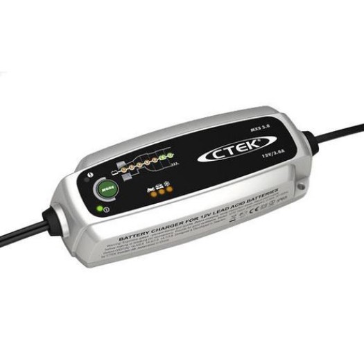 CTEK Chargeur MXS 3.8, pour batterie 12V, max 3.8A, auto et moto, charge max 85 Ah
