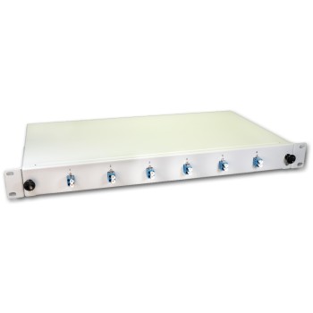 Lightwin 19 1HE Spleissbox, Singlemode,OS2, 6x DLC SM Kupplung blau, 12xLC Pigtails Lightwin 19 1HE Spleissbox, Singlemode,OS2, 6x DLC SM Kupplung blau, 12xLC Pigtails