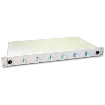 Lightwin 19 1HE Spleissbox, Multimode, OM3, 6x DLC MM Kupplung aqua, 12xLC/UPC Pigtails Lightwin 19 1HE Spleissbox, Multimode, OM3, 6x DLC MM Kupplung aqua, 12xLC/UPC Pigtails