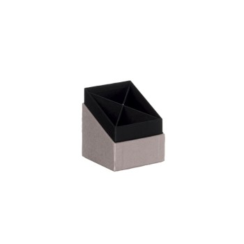Rössler Stiftehalter S.O.H.O. Taupe, 8,6 x 10 x 8,6cm Rössler Stiftehalter S.O.H.O. Taupe, 8,6 x 10 x 8,6cm